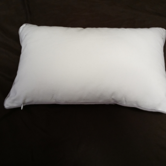 🏫💐TWO HAND SEWN THROW PILLOW🎻💝NICE VINTAGE ⛱️ GIFT SET 🎁 👌 - Picture 2 of 16